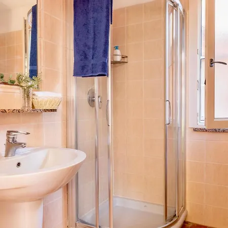 Aparthotel Isa - With Pool And Private In Just 500 Mt From The *