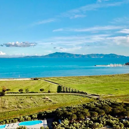 Aparthotel Isa - With Pool And Private In Just 500 Mt From The *