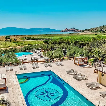 Isa - With Pool And Private In Just 500 Mt From The Talamone